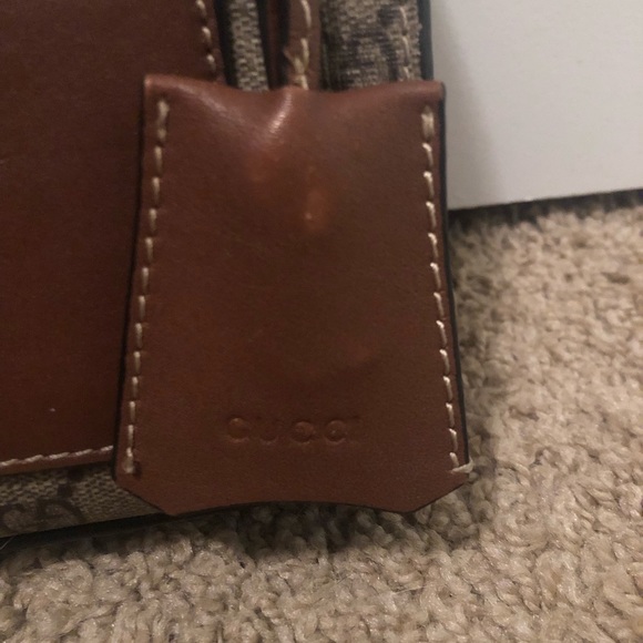 Gucci Crossbody - Picture 4 of 5
